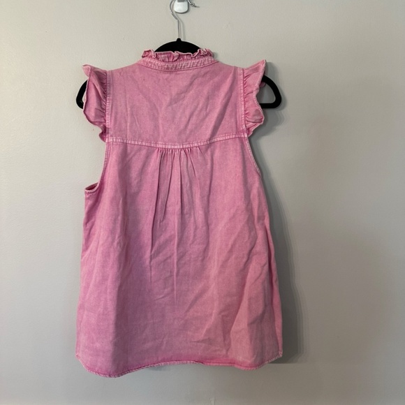 Entro Women’s Pink Sleeveless Ruffle Trim Button Front Denim Top Sz L GUC - Picture 9 of 9